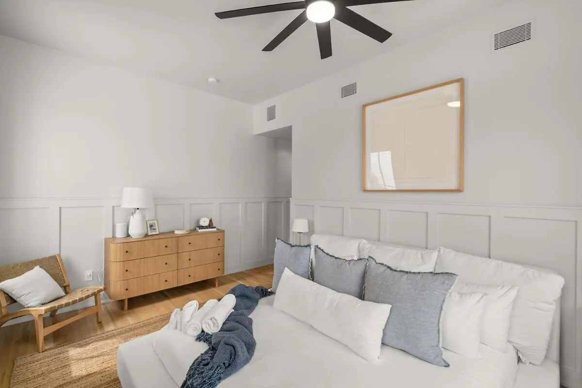 New! The Humidor - 2 Epic, Luxury Ybor Townhomes, Steps To 7Th Ave Tampa 0*,  Verenigde Staten