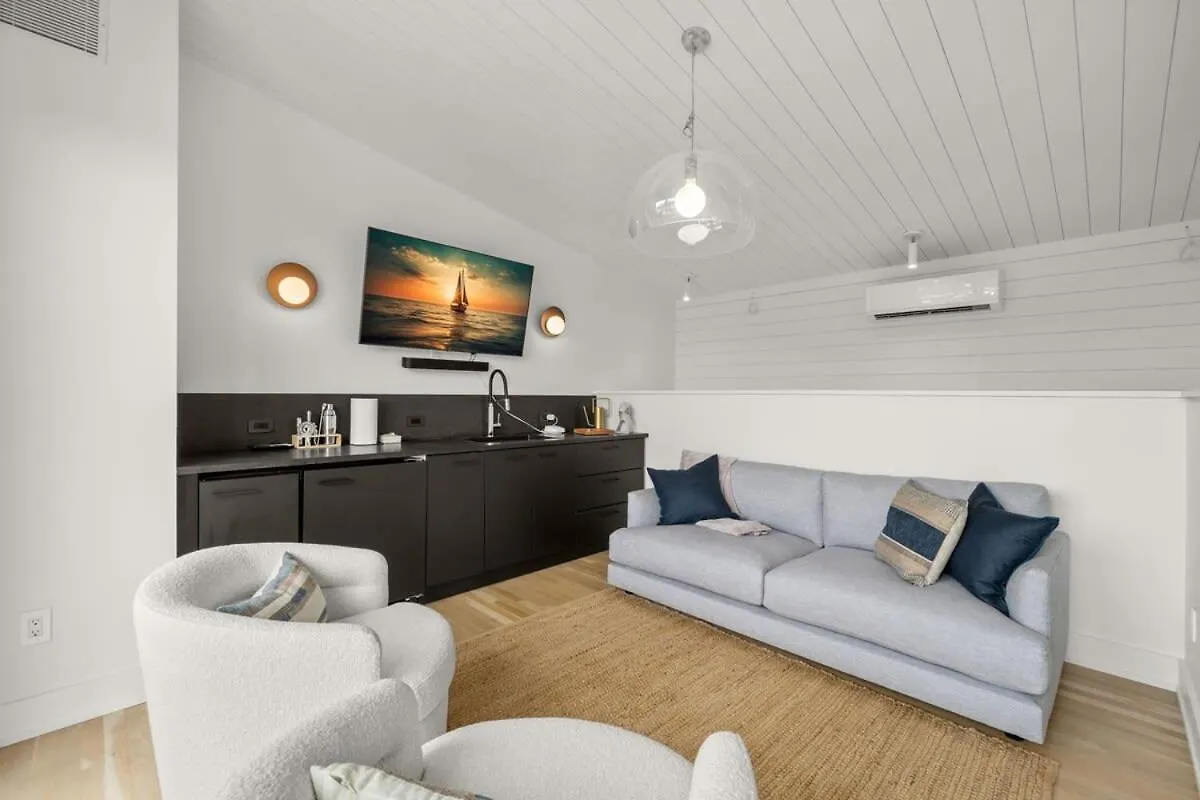Vakantiehuis New! The Humidor - 2 Epic, Luxury Ybor Townhomes, Steps To 7Th Ave Tampa