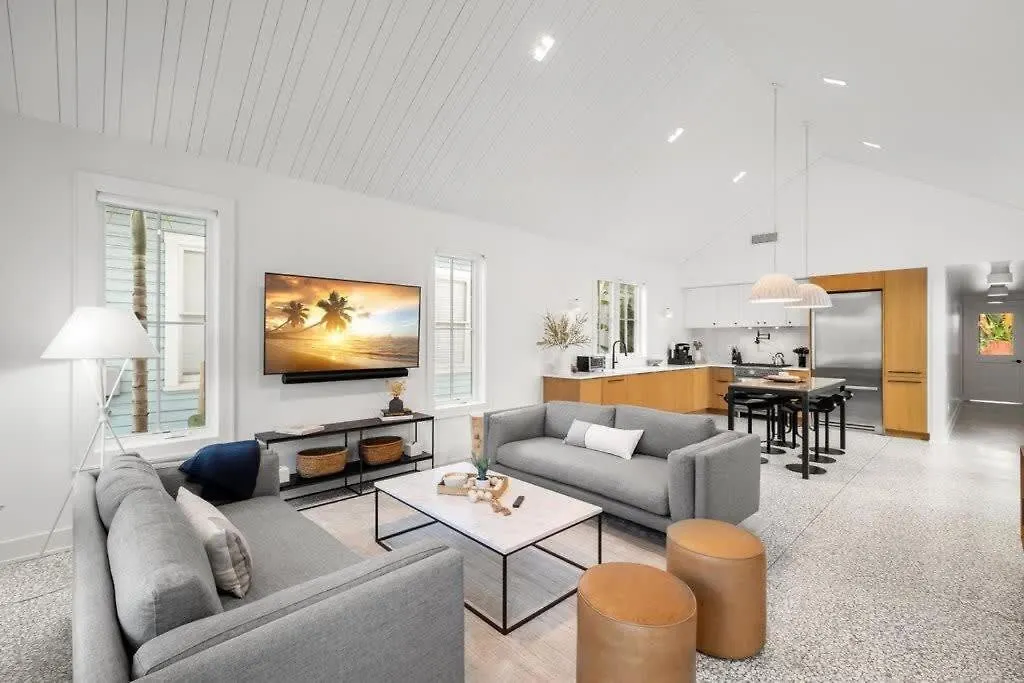 New! The Humidor - 2 Epic, Luxury Ybor Townhomes, Steps To 7Th Ave Tampa Hébergement de vacances