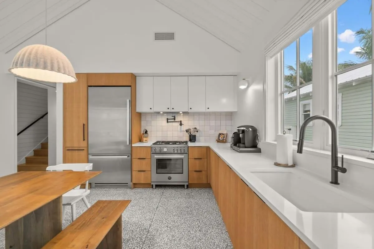 New! The Humidor - 2 Epic, Luxury Ybor Townhomes, Steps To 7Th Ave Tampa 0*,